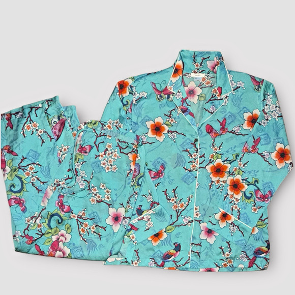 Natori Satin Silky Blue Floral Pajamas Set Womens L NWOT Asian Butterfly - Picture 1 of 7